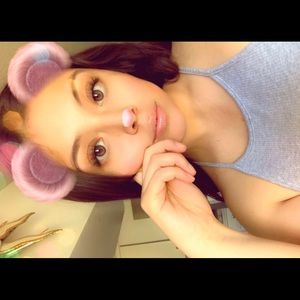 Meet your Posher, Alexandra